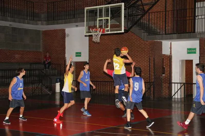 Prefeitura por meio da Fundação Municipal de Educação e Secretaria de Esportes organiza o Jen 2019