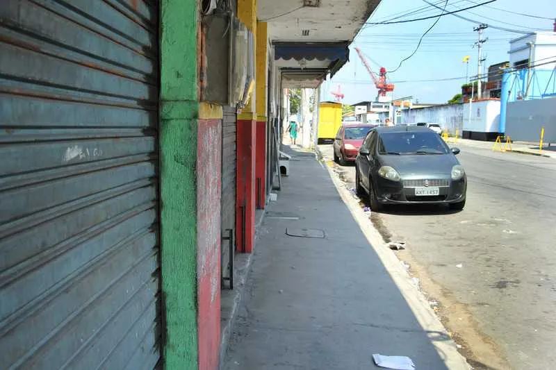 Comércio fechado