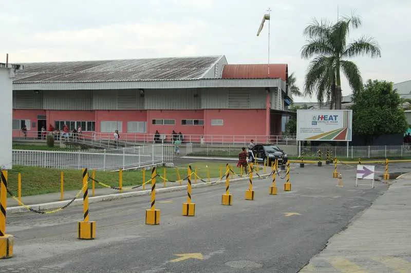 Ana Luiza foi levada para o Hospital Municipal Leal Júnior, em Itaboraí, e depois, transferida para o Hospital Estadual Alberto Torres, em SG