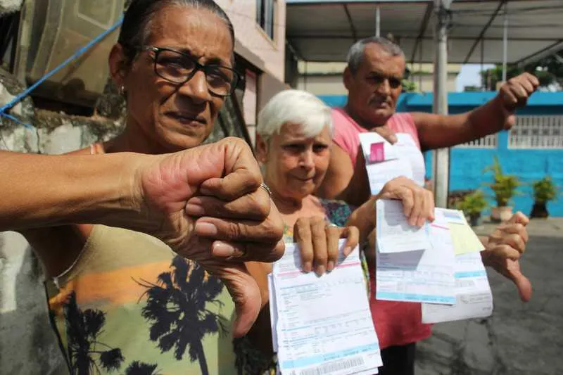 Moradores de Santa Catarina reclamam da Enel