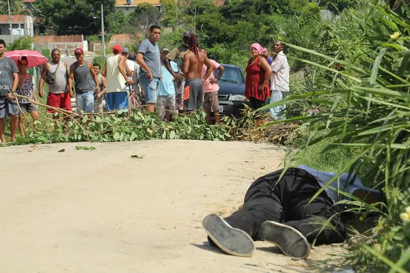 O preso teria dado informações que resultaram em homicídio no último domingo em Itaboraí
