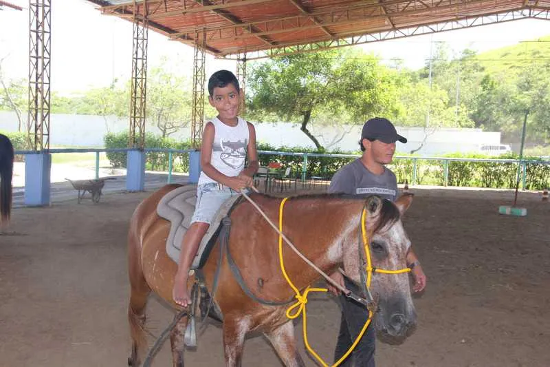  Pacientes e terapeutas participaram de festa de confraternização