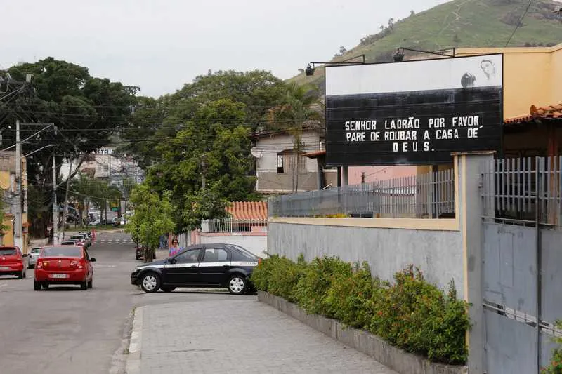 Segundo moradores da localidade, apelo foi colocado por pessoas que trabalham na paróquia