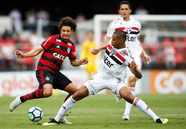 As duas equipes fizeram um jogo movimentado no Morumbi 