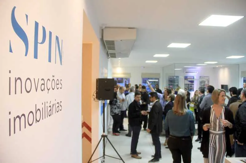 Nova loja da imobiliária Spin foi inaugurada quinta-feira