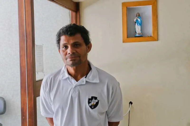 >> João foi preso em flagrante