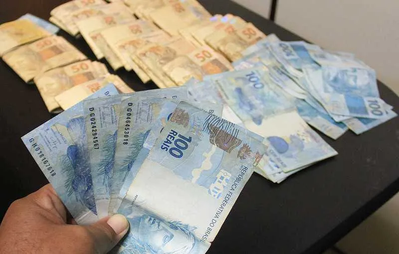 Segundo a polícia, os R$30 mil seriam para tentar suborno