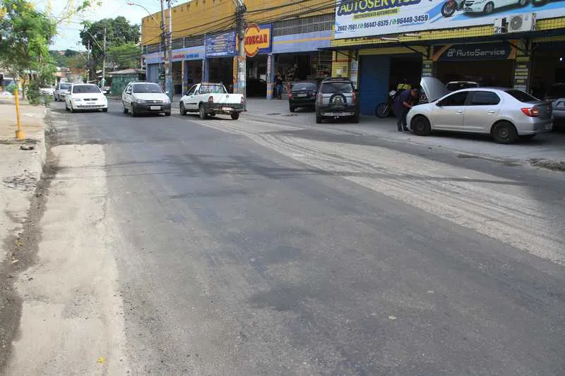 Asfalto da Av. José Mendonça de Campos recebeu manutenção