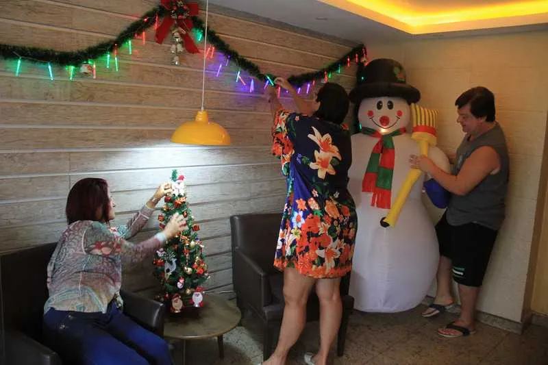 Moradores do condomínio Badi Gabriel fazem uma grande festa hoje para inaugurar a decoração