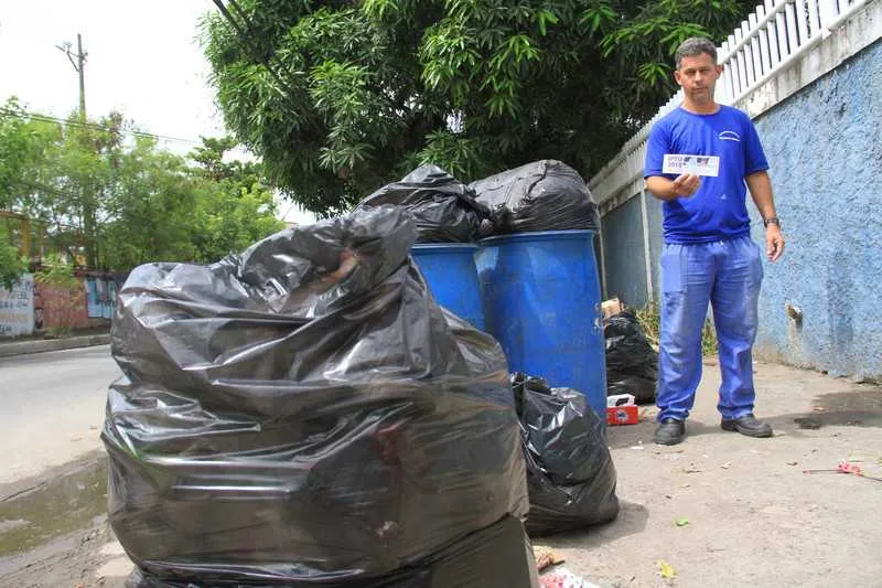 Condomínios de São Gonçalo foram orientados pela gestão municipal a construir lixeiras na parte externa