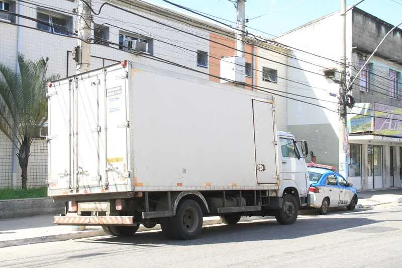 Bando conseguiu levar carga de iogurtes, avaliada em R$ 12 mil 
