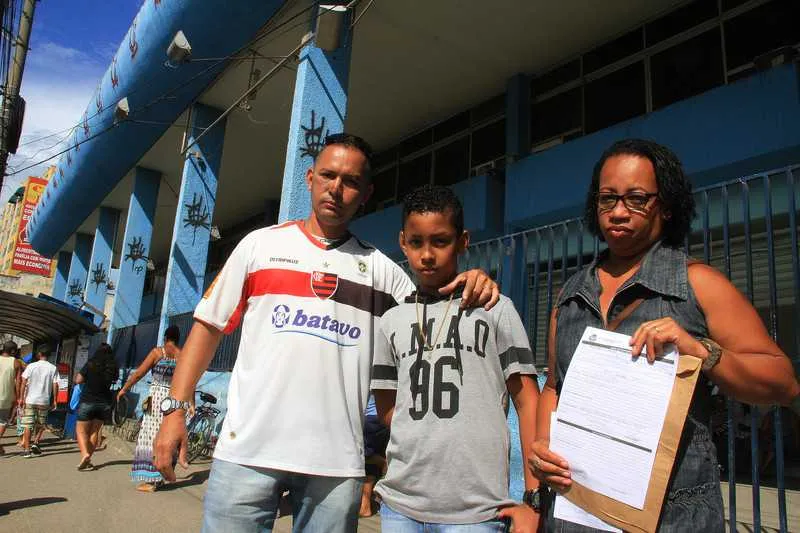 >> Além de ter aparelho oftalmológico quebrado, o PAM não tem nenhuma acessibilidade
Rafael Santos
Selma Santos