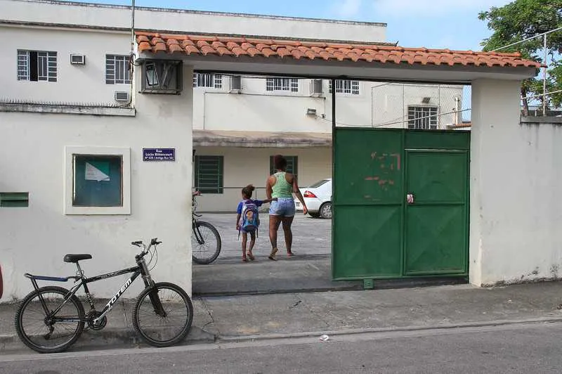 A unidade está com vários problemas por falta de repasses públicos
