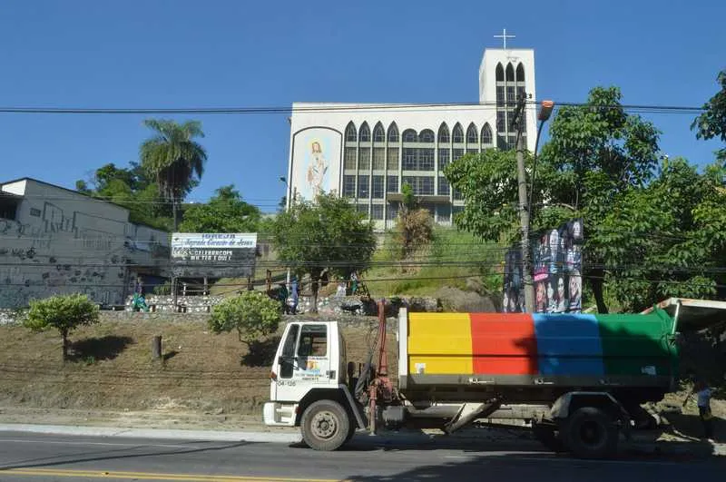  Serviço foi iniciado na terça e deve ser concluído nesta quinta