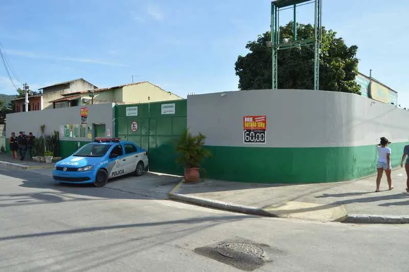>> Os traficantes citam depósito atacado para forçar comerciantes a darem dinheiro nas extorsões
