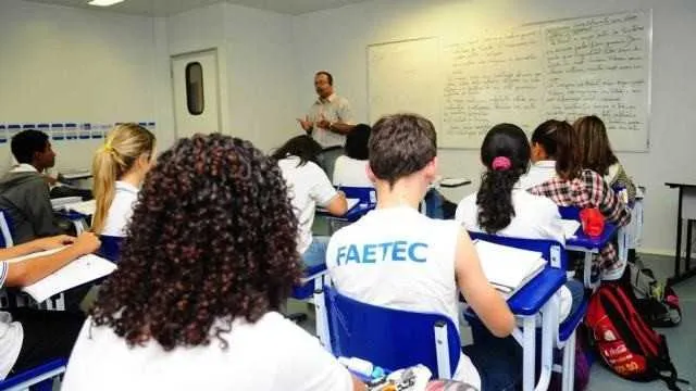 >> Os mais de 5 mil aprovados podem se matricular até o dia 12
