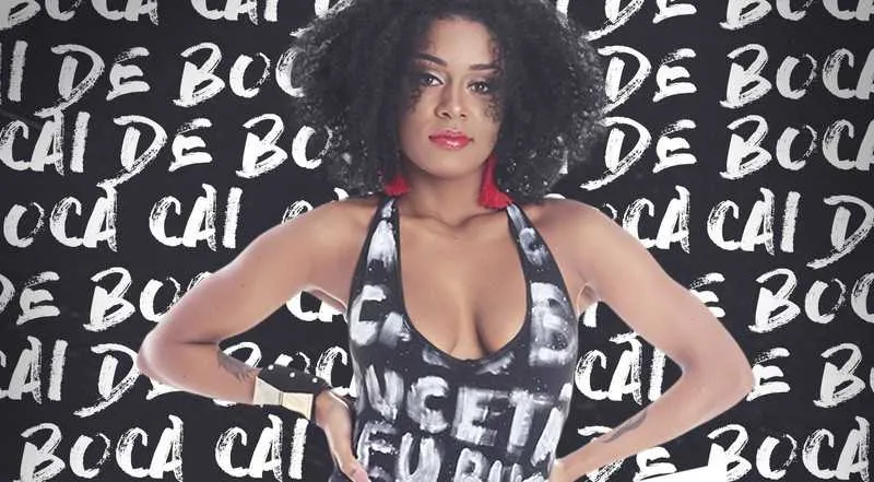 Mc Rebecca é dona do hit ‘Cai de boca no meu B..’