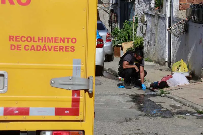 Marcelo foi morto com dois tiros na Rua Dom Pedro II, Gradim