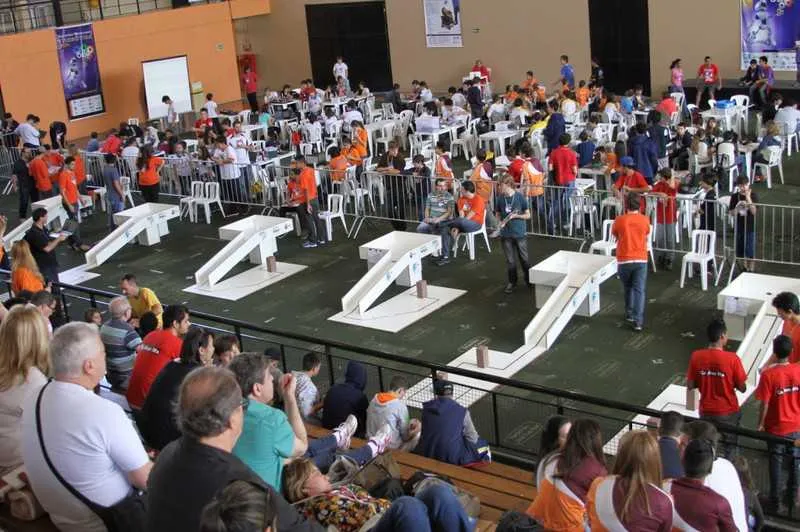 Alunos de escolas públicas e privadas podem se inscrever gratuitamente até 17 de maio