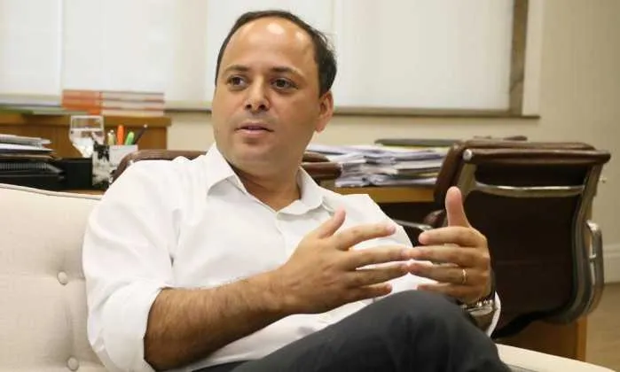 Pretensões políticas do prefeito de Niterói