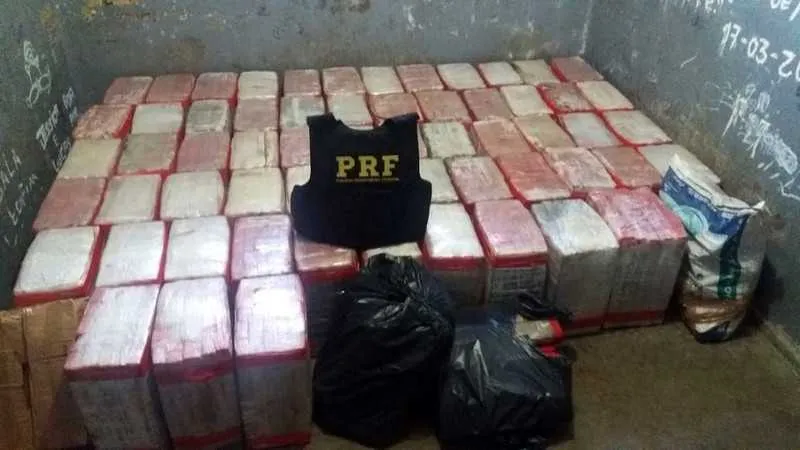A maconha estava acondicionada em caixas em um caminhão