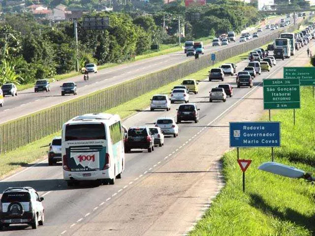 Esquema especial de trânsito na BR-101/RJ devido ao feriado de Finados