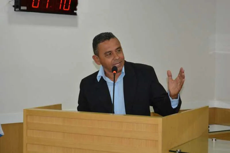 As propostas são de autoria do vereador Professor Paulo (PCdoB)