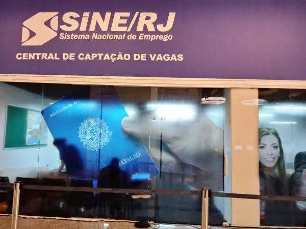Programa de qualificação profissional no Estado
