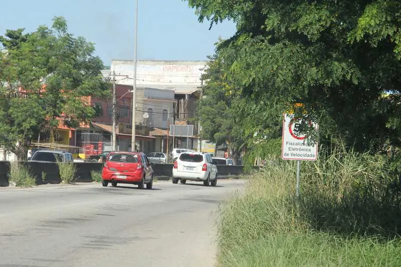 Imagem ilustrativa da imagem Detran vai doar R$ 120 milhões para recuperação de estradas do Rio