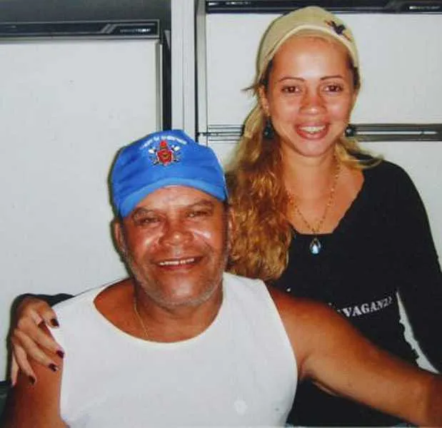 Renné e a mulher, Adriana Almeida