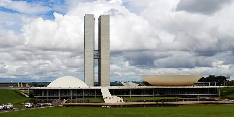 Segundo parlamentares, decisão apertada sobre prisão de Lula criou uma ‘insegurança jurídica’