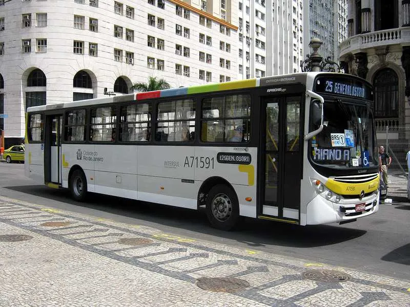 Onibus no centro do Rio