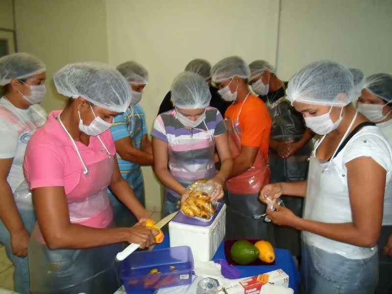 
Enel inscreve para cursos de aproveitamento de alimentos em SG