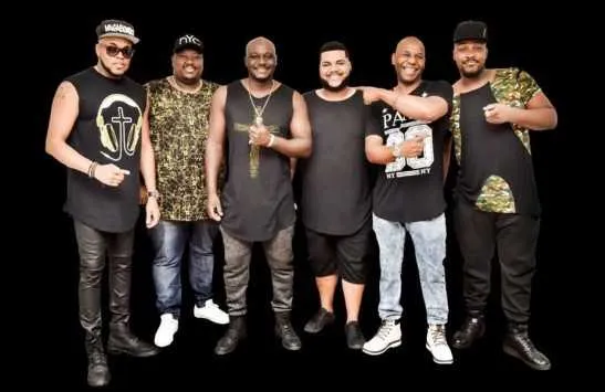  Grupo Samba Dentro de Casa se apresenta em Almerinda