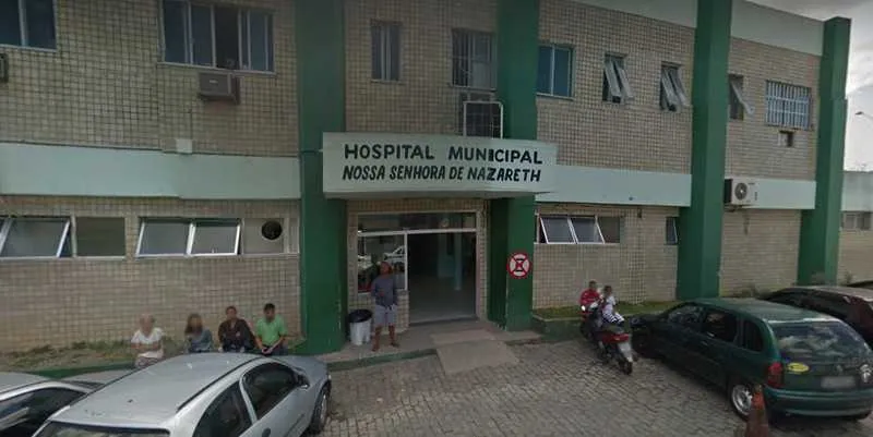 Vítima foi levada para o Hospital Municipal Nossa Senhora de Nazareth, em Bacaxá