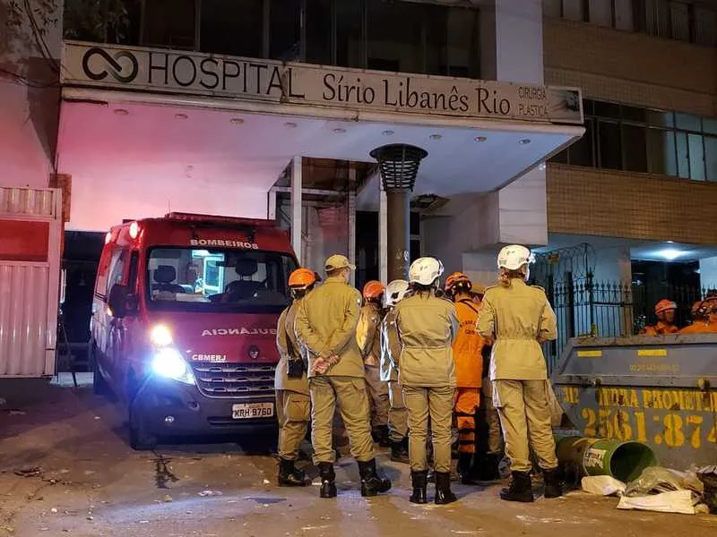 O prédio fica na Rua São Francisco Xavier, no Maracanã