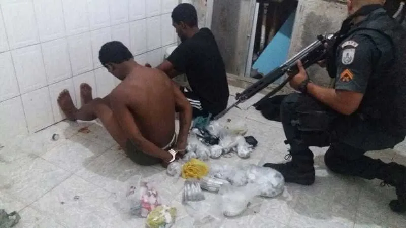 Imagem ilustrativa da imagem Operação da polícia em Niterói termina com um morto e dois presos