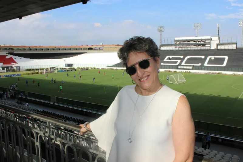 Sônia quer usar o futebol para promover ações sociais