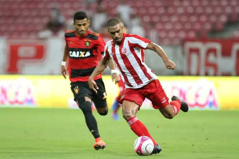 Kevyn teve a oportunidade de jogar o 'clássico dos clássicos' contra o Sport Recife