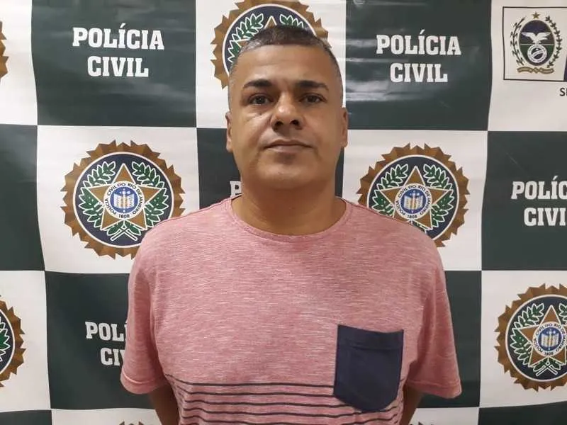 O pastor é acusado de tráfico internacional de armas