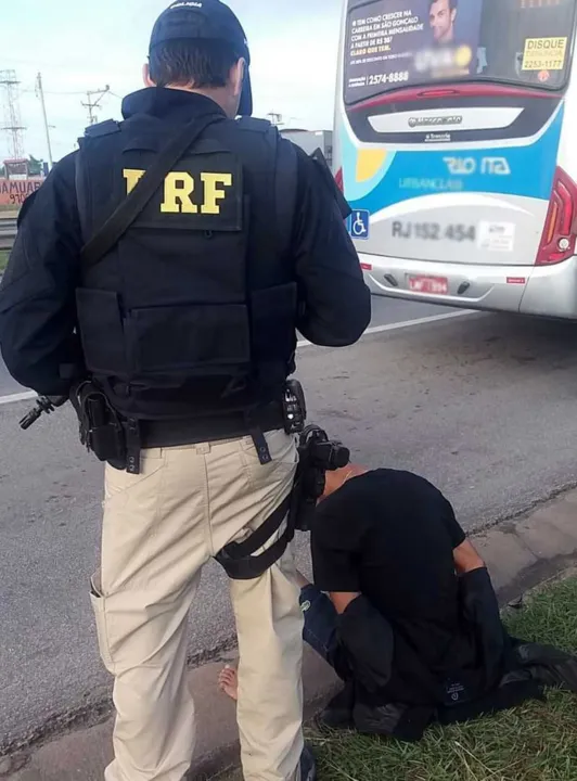 >> Detido, que estava solto há uma semana, foi levado para a 71ª DP