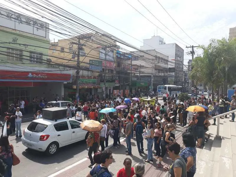 Decisão foi tomada, hoje, em assembleia