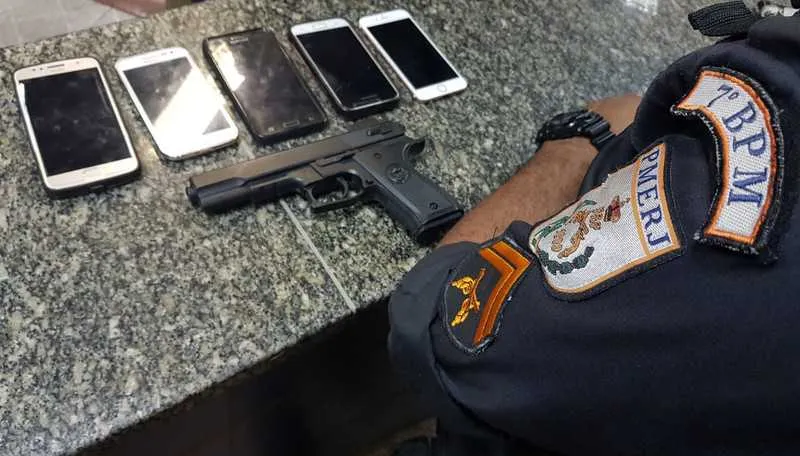Na delegacia, uma das vítimas conseguiu reconhecer os autores do crime #OSG