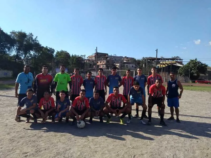 Imagem ilustrativa da imagem Projeto social ‘Meninos da Vila’ na Fazenda Colubandê mescla futebol e cultura na região