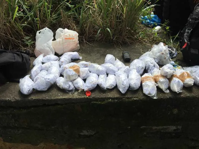 Uma grande quantidade de drogas foi apreendida