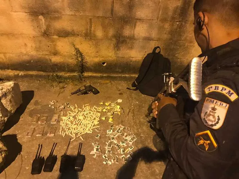 Suspeitos foram autuados na 73ªDP