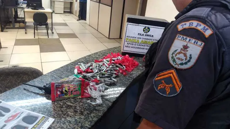 Homens estavam com maconha e cocaína