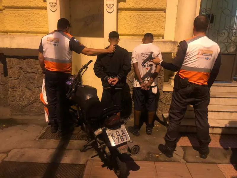Os dois jovens foram autuados na 76ªDP 