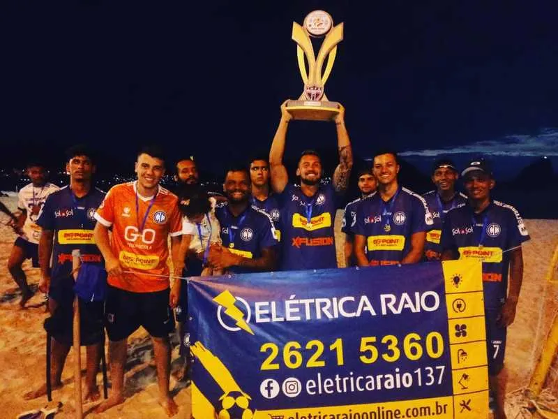 Os ‘centrais azuis’ venceram a Liga Niteroiense de Futebol de Praia ao vencerem o Niterói FP por 7 a 3