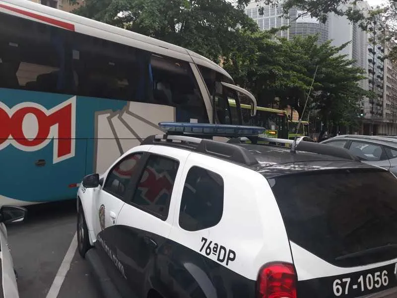 O caso está sendo registrado na Delegacia de Niterói 